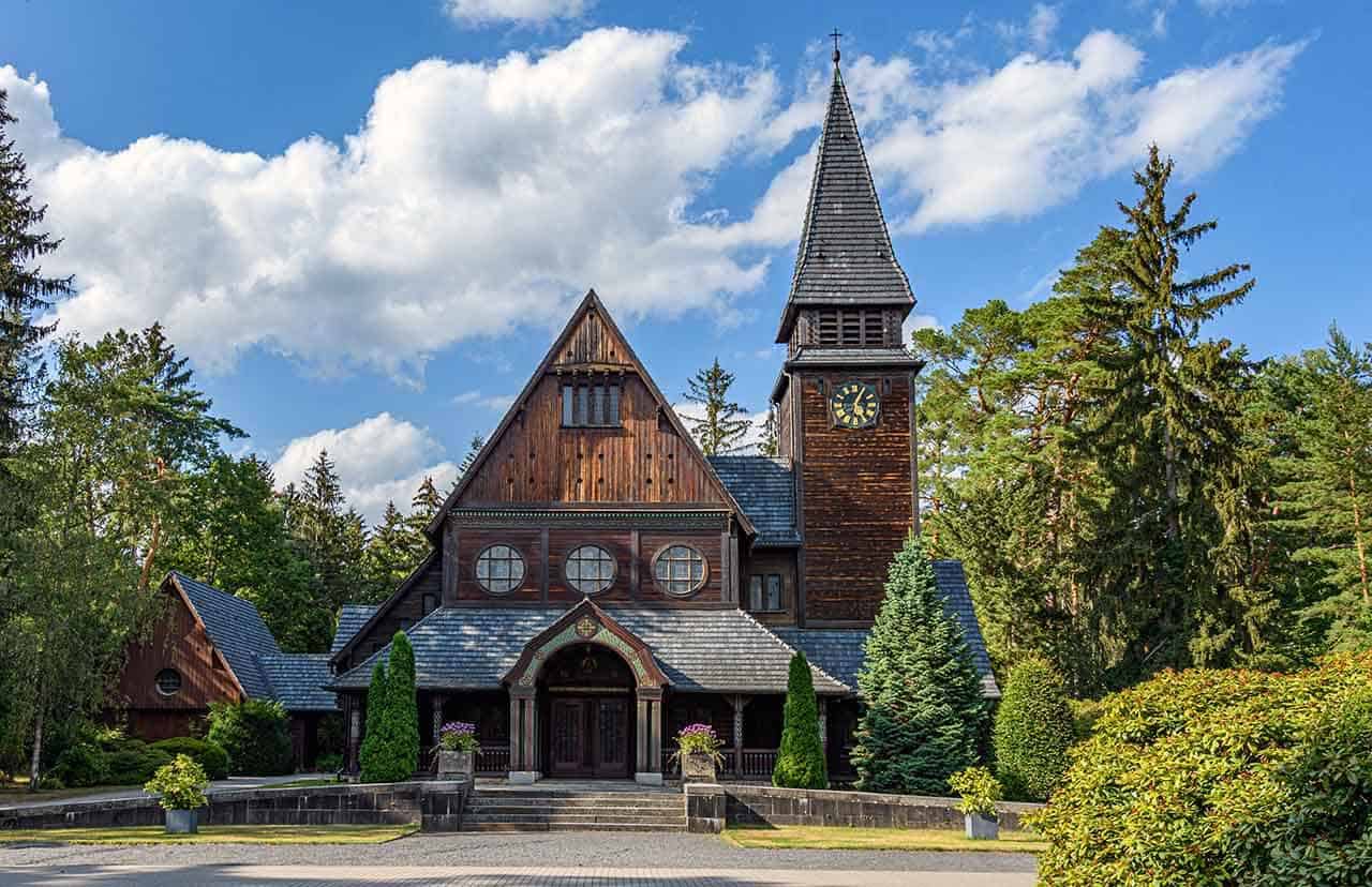 Quais os significados de sonhar com igreja? Interpretações simbolismos 6 sonhar com igreja