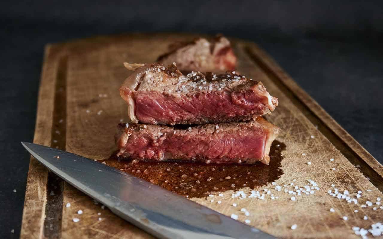 O que significa Sonhar com Churrasco? Veja interpretações, simbolismos 4 Sonhos com Churrasco